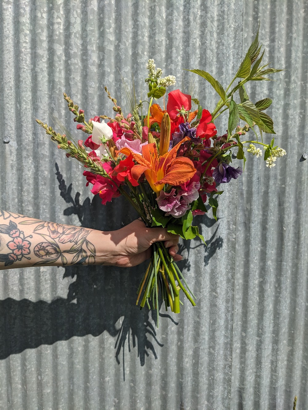 Flower bouquets  (tied bouquet)